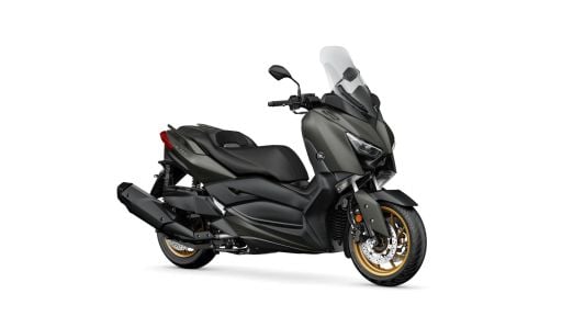 XMAX 400
