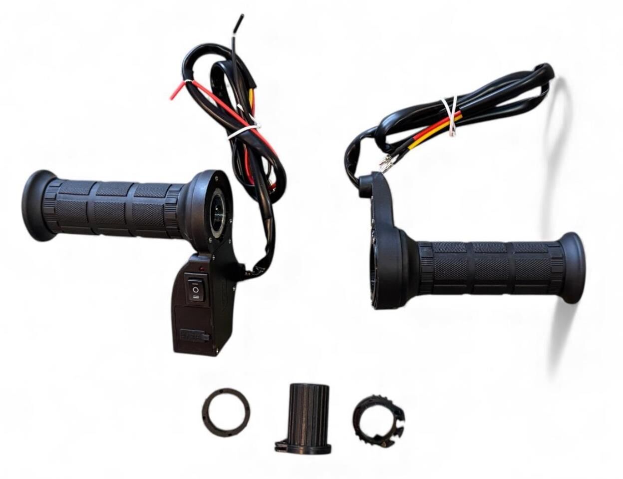 MOTOSİKLET ISITMALI ELCİK TAKIM SİYAH 2 KADEMELİ USB ŞARŞLI-ŞARJ DEĞER GÖSTERGELİ