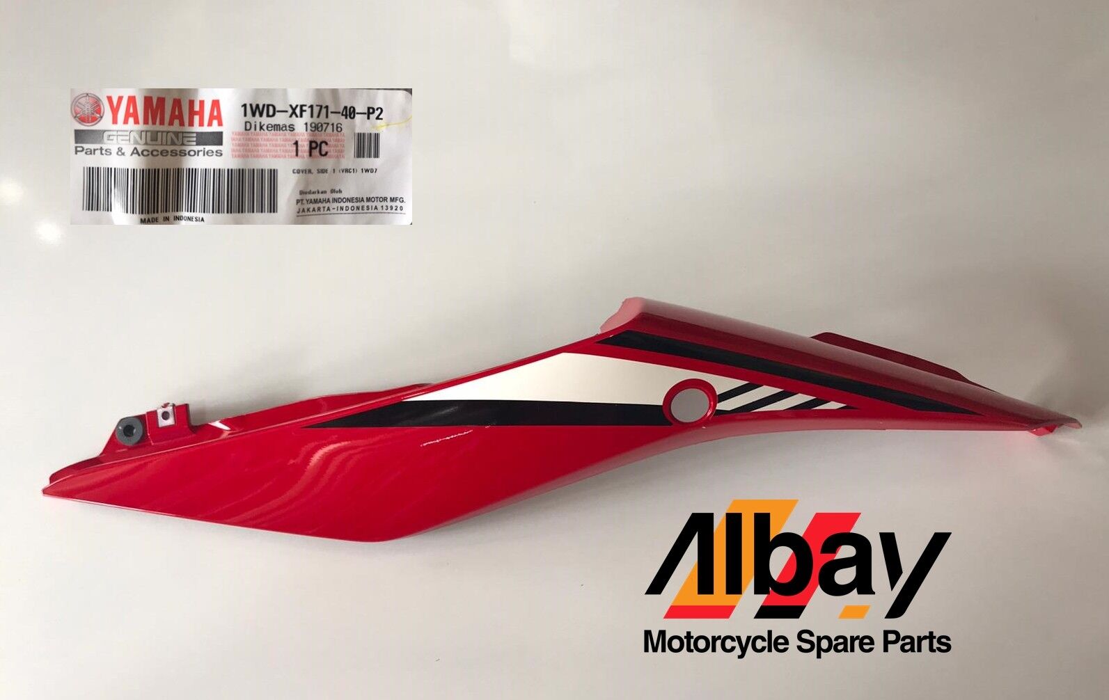 YAMAHA YZF R25 ARKA GRENAJ SOL KIRMIZI 2016 ORJİNAL