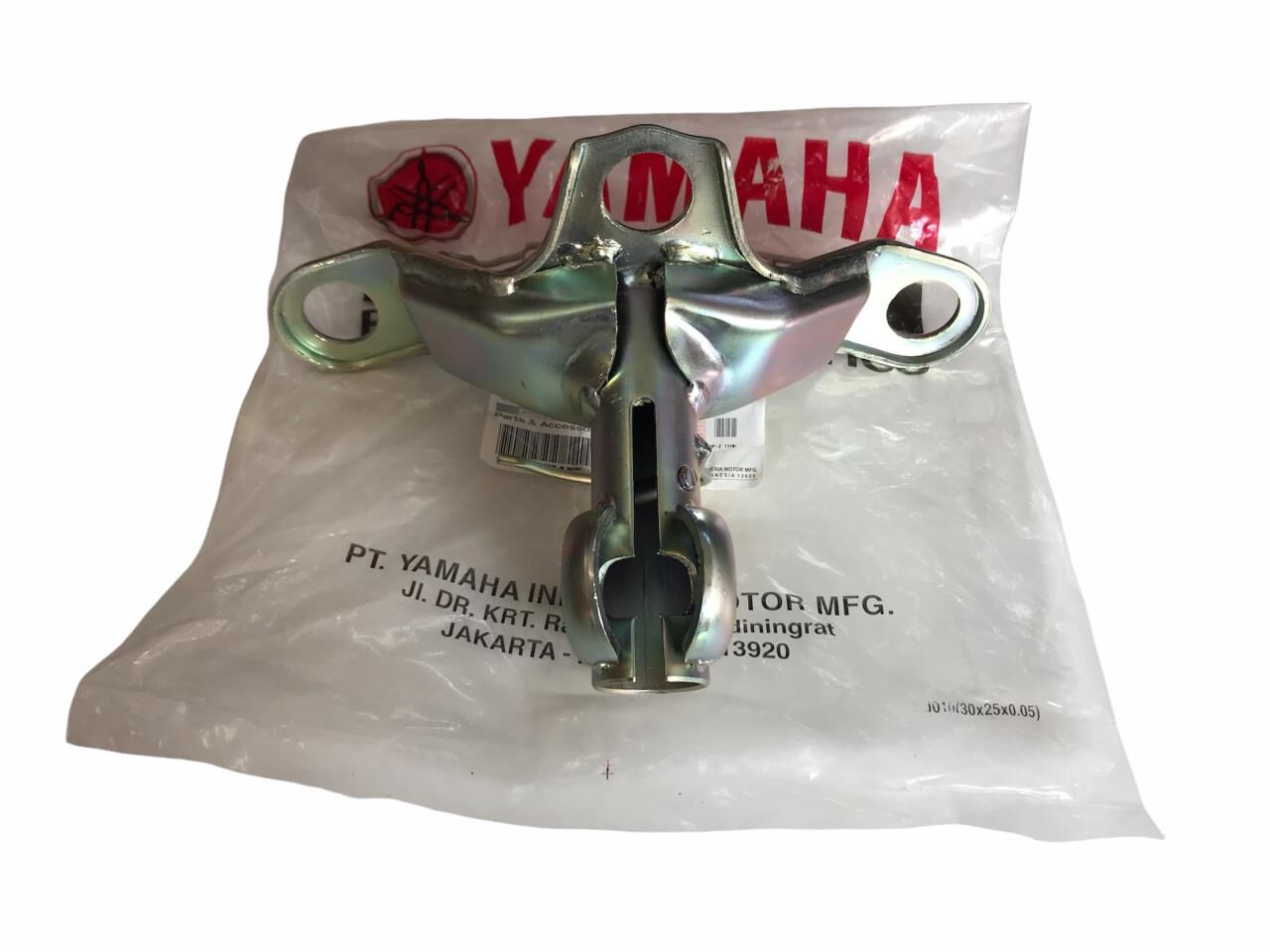YAMAHA CRYPTON GİDON BAĞLANTI BRAKETİ ORJİNAL 1998-2015