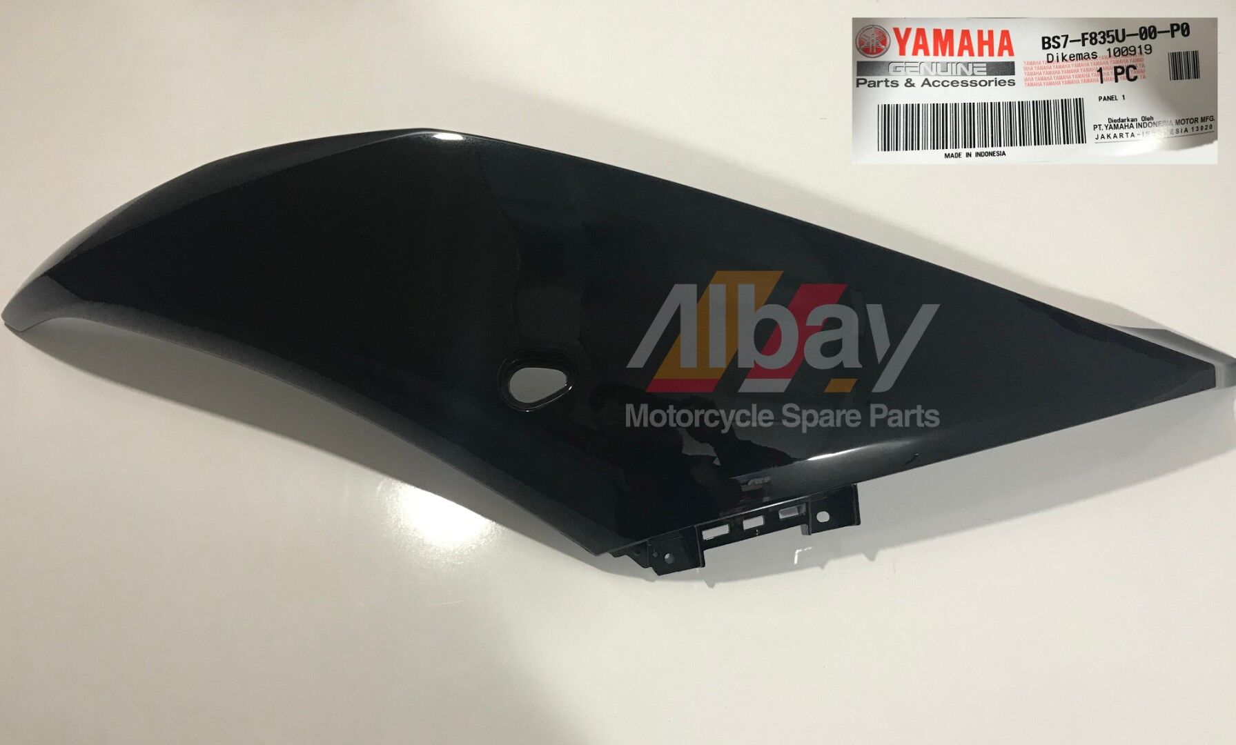 YAMAHA YZF R25 2019 PANEL 1 METALİK SİYAH SOL ORJİNAL