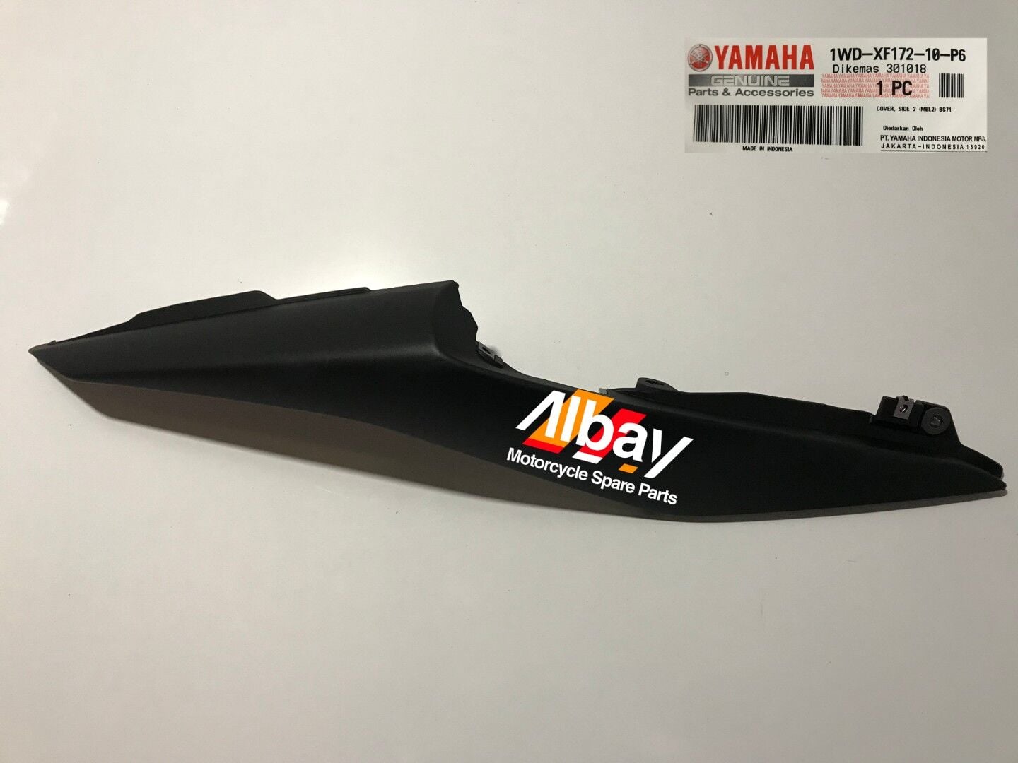 YAMAHA YZF R25 2019 SELE ALTI GRENAJ MAT SİYAH SAĞ ORJİNAL