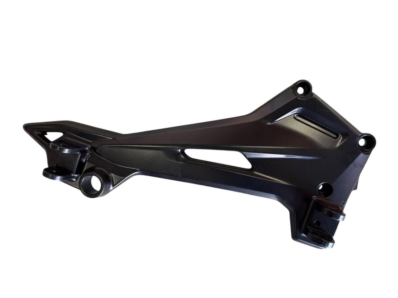 BAJAJ DOMİNAR 250 ARKA BASAMAK BRAKET SAĞ ORJİNAL