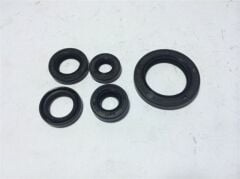 SUZUKİ GN 125 KEÇE SETİ