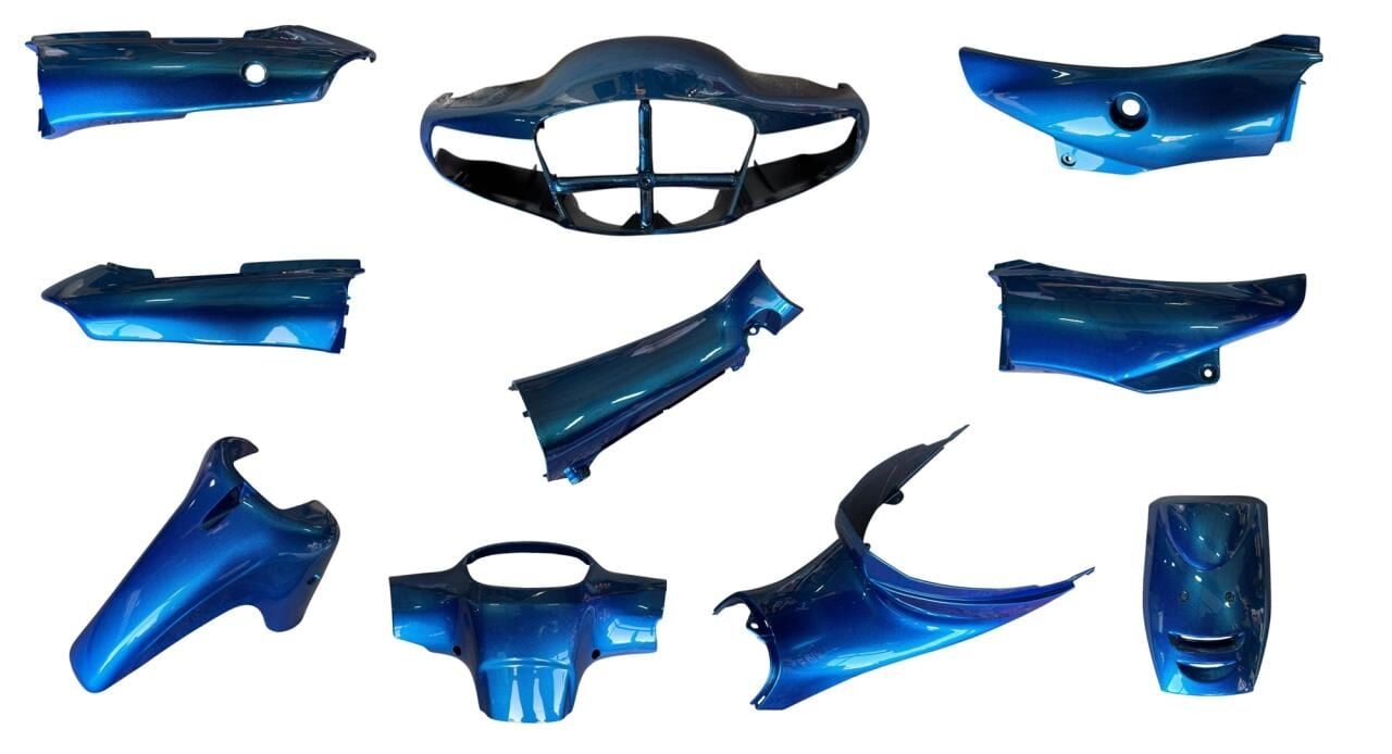 MODENAS KRİSS 2 KAPORTA SETİ ELEKTRİK MAVİ GÜLEN FAR MODEL 2004