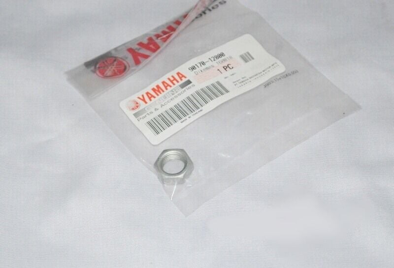 YAMAHA NMAX 125-155 KRANK SOMUNU SAĞ ORJİNAL 2015-2020