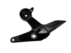 TVS RAİDER 125 SÜRÜCÜ BASAMAK BRAKET SOL ORJİNAL