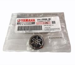 YAMAHA YZF R25 MT25 STOP ÜSTÜ KAPAK AMBLEMİ ORJİNAL ADET 2015-2018