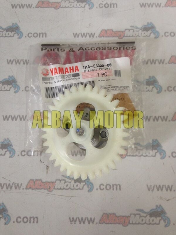 YAMAHA YZF R125 YAĞ POMPASI ORJİNAL