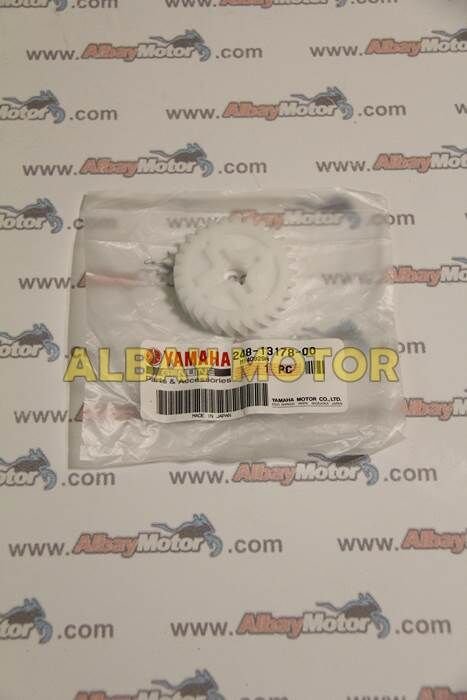 YAMAHA RX 135 KİNG YAĞ POMPA DİŞLİSİ ORJİNAL