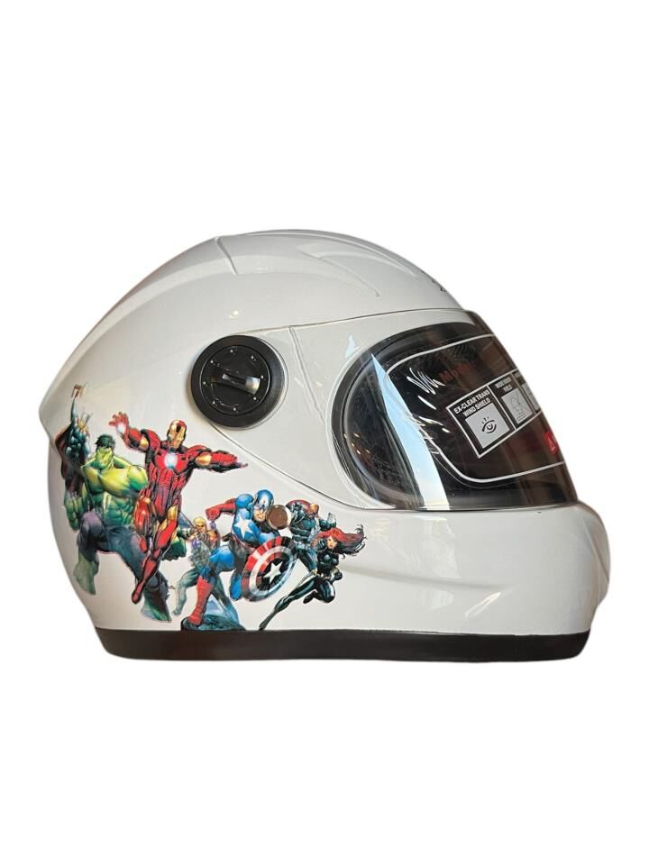 ÇOCUK KASK TAM KAPALI MARVEL BEYAZ