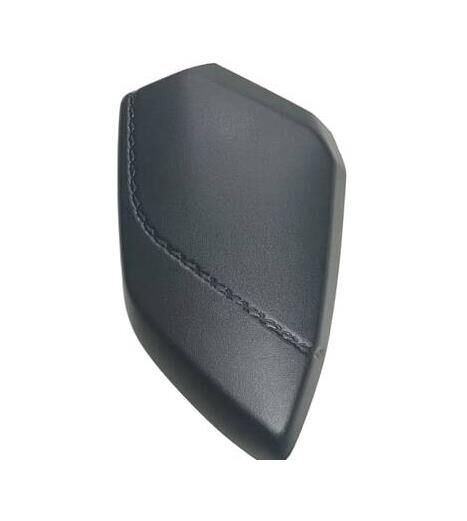 YAMAHA XMAX 250-300 İÇ KUTU KAPAĞI SOL ORJİNAL 2018-2021