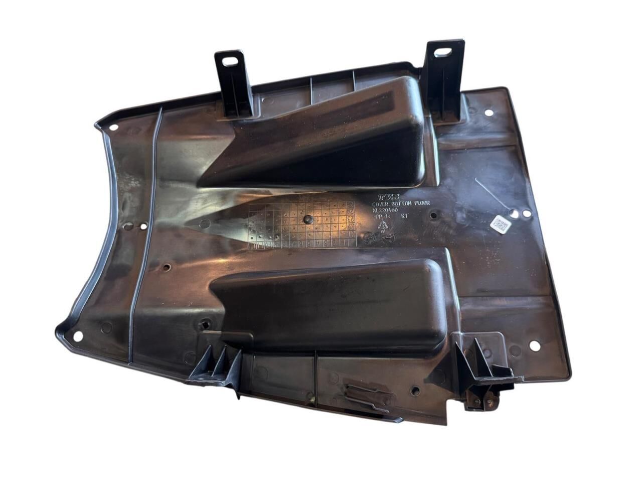 TVS NTORQ 125 MOTOR ALT KAPAK TABAN ORJİNAL