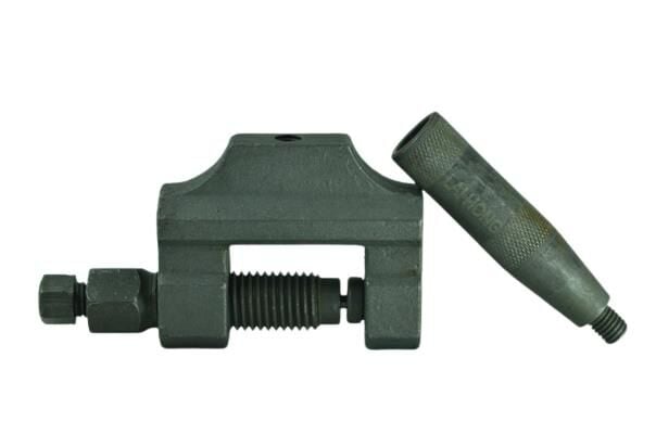 MOTOSİKLET ZİNCİR BAKLA SÖKME-TAKMA APARATI