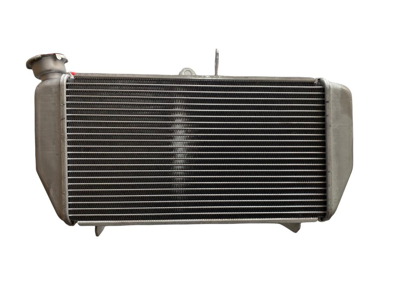 YAMAHA YZF R25 RADYATÖR İTHAL 2015-2018