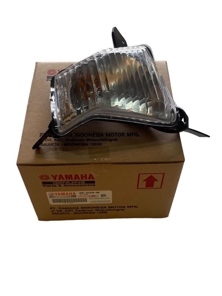 YAMAHA NMAX 125-155 SAĞ ÖN SİNYAL ORJİNAL 2015-2020 2DP-H3320-00